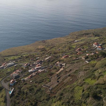 ファハ・ダ・オヴェルハ Refugio De Pedraヴィラ エクステリア 写真